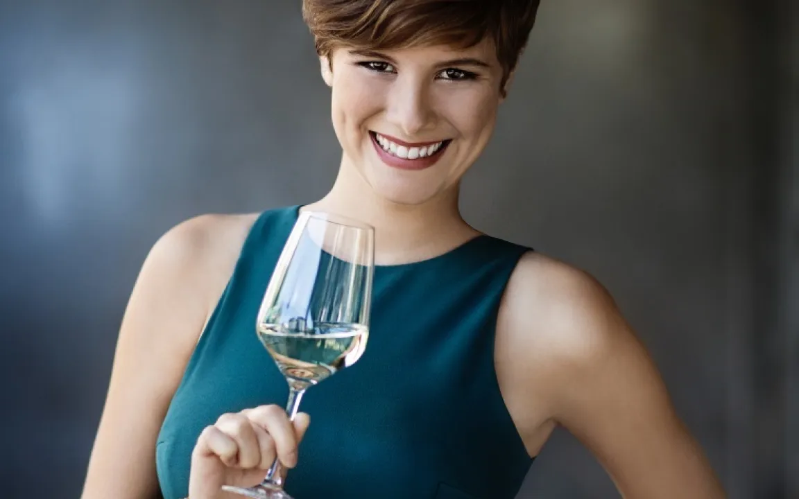 Weinkönigin freut sich auf "besonderen Jahrgang 2015"