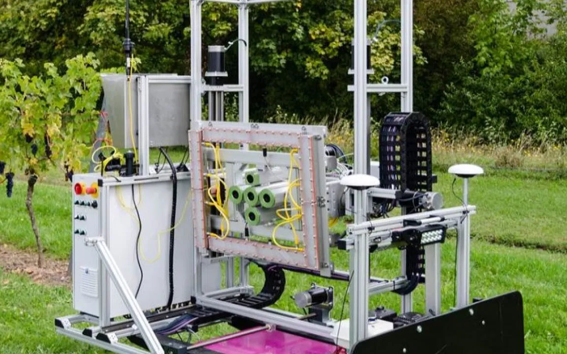 Robotik ist die Zukunft im Weinberg