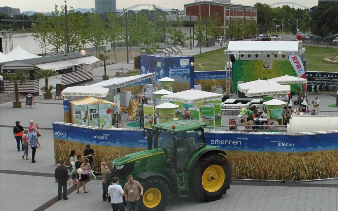 "Erlebnis: Bauernhof mobil" macht Station in Köln