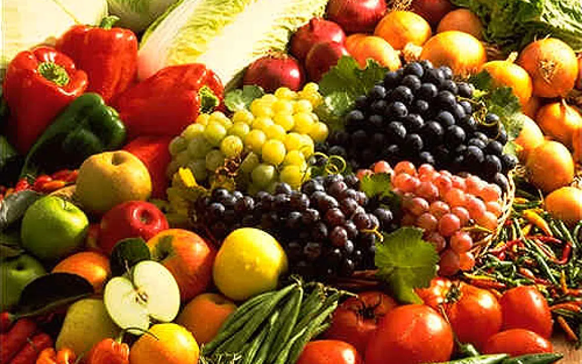 Gesund ernähren mit reichlich Obst und Gemüse