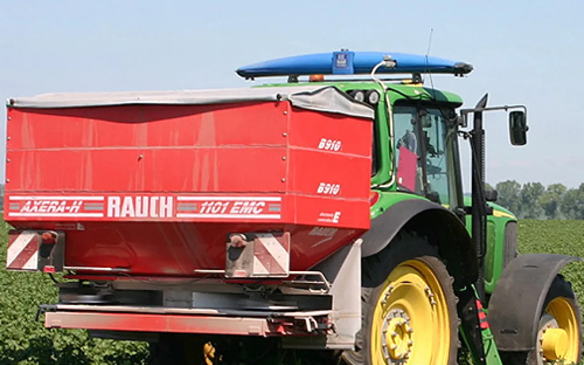 Vier Augen sehen mehr als zwei: Sensortechnik hilft dem Landwirt