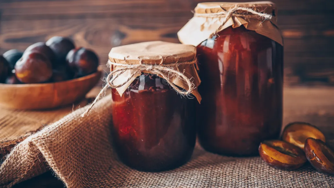 Als Mus, Chutney oder Kompott sind Pflaumen lange haltbar.