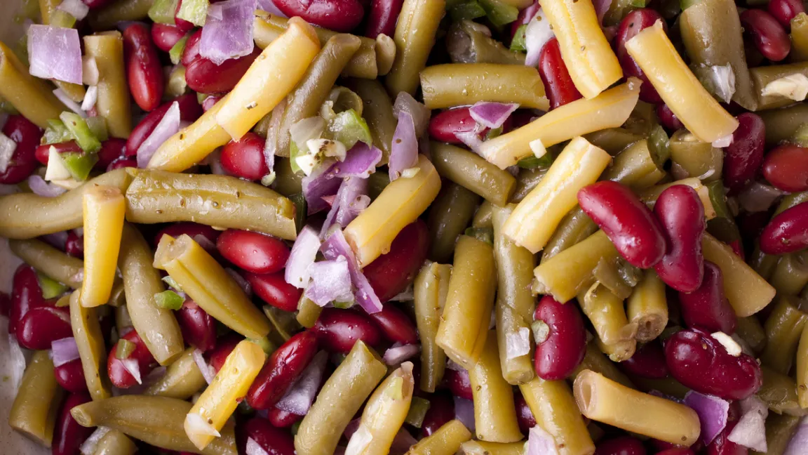 Mit den gelben Wachsbohnen lassen sich prima milde Bohnensalate herstellen. Foto: iStock