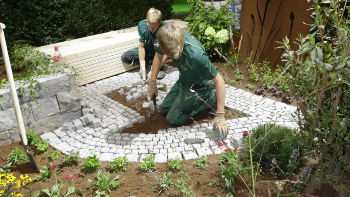 An zwei Wettbewerbstagen baut jedes Team eine 4 x 4 Meter große Gartenanlage. Foto: AuGaLa e. V.