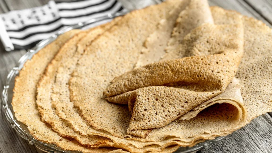 Galettes sind zum Beispiel in der Bretagne eine bekannte Spezialität. Foto: AdobeStock