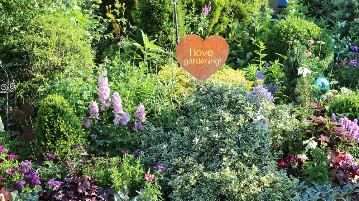 In ganz Deutschland öffnen am Tag des Gartens zahlreiche der fast 15 000 Kleingartenanlagen ihre Pforten - und machen das Glück des kleinen Grüns für alle erlebbar. Foto: Fotolia