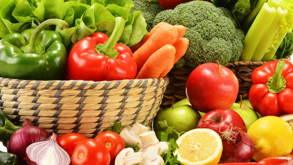 Düngemittel verbessern den Nährstoffgehalt der Ernteprodukte und zugleich die Versorgung der Menschen mit lebenswichtigen Mineralstoffen. Foto: Fotolia