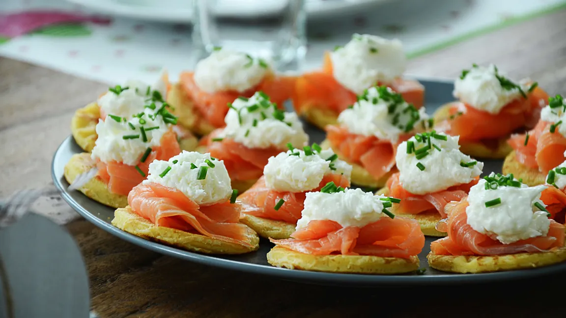 In der Küche ist Meerrettich zum Beispiel zu Räucherfisch beliebt. Foto: iStock