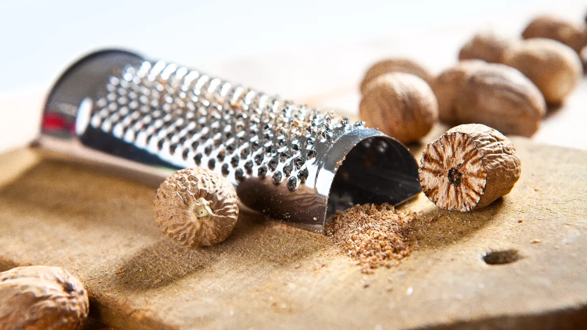 Nach dem Trocknen sind die Samen bereit für den Einsatz in der Küche. Foto: AdobeStock