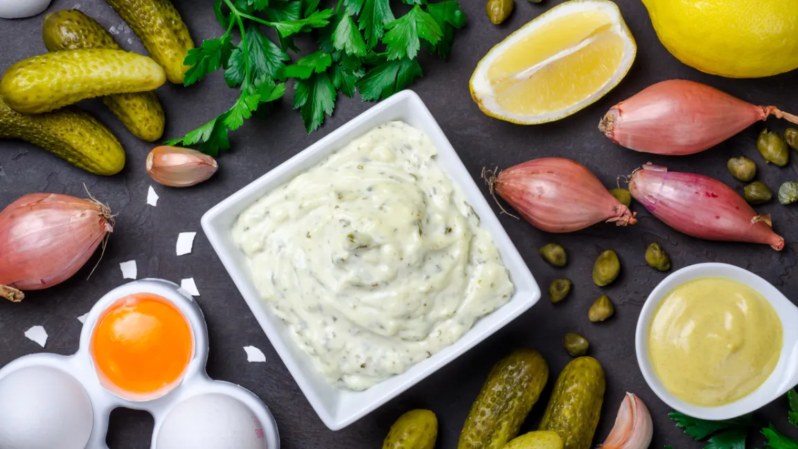 In Remoulade sind Schalotten ein Muss. Foto: istock