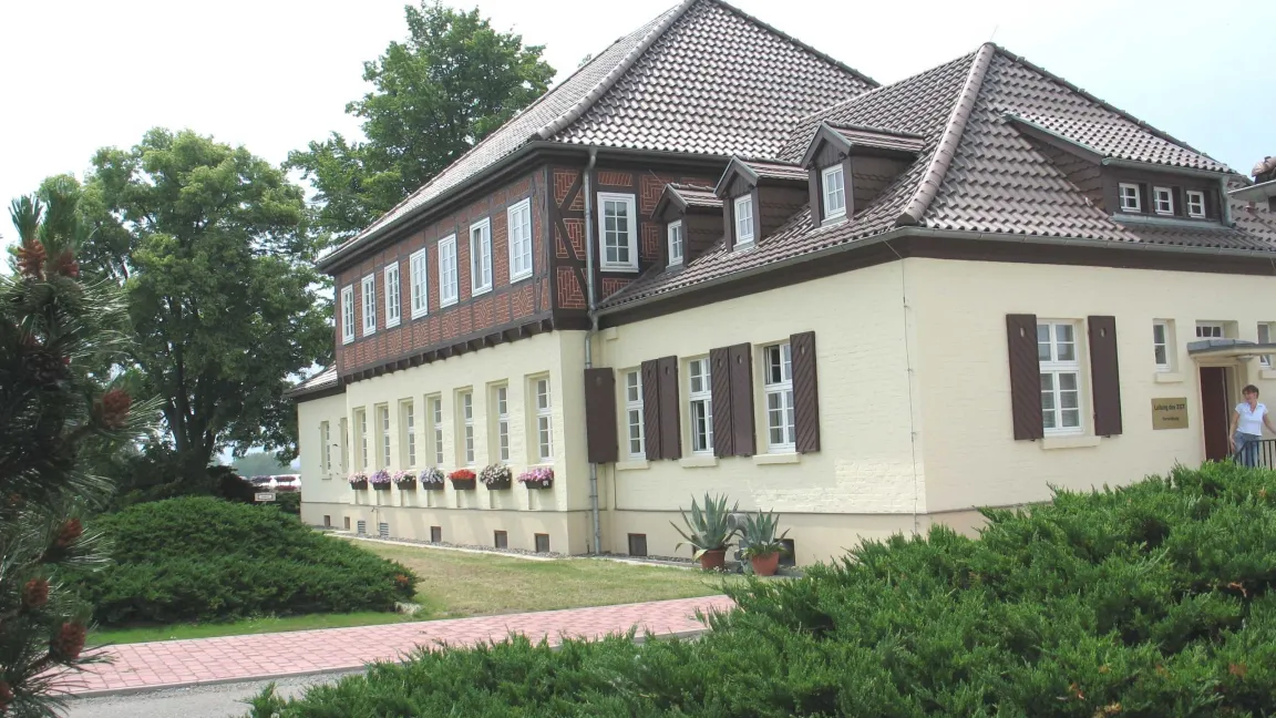 Das Hauptgebäude des Zentrums für Gartenbau und Technik in Quedlinburg-Ditfurt: Foto: ZGT Ditfurt