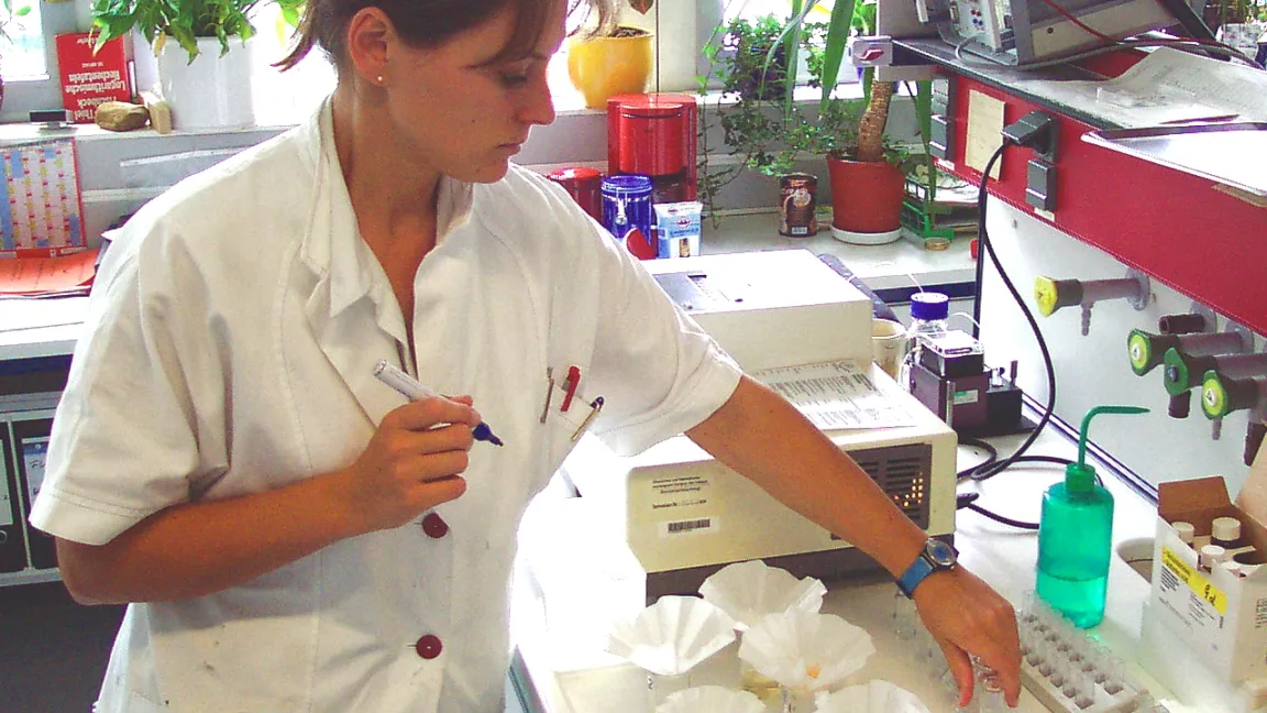 Probenvorbereitung Foto: CVUA Stuttgart