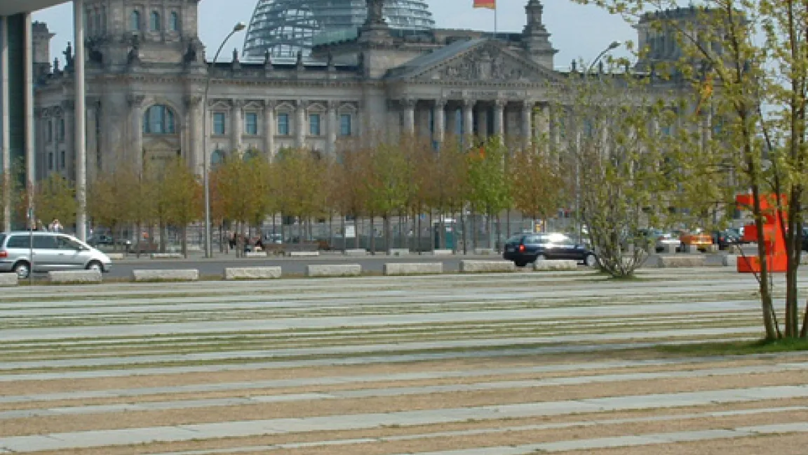 Eine gepflegte Anlage ohne Unkraut und Müll
	Quelle: H. Balder.