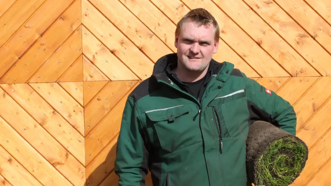 Ferdinand Scheidt: "Rollrasen ist ideal für Kunden, die eine Fläche schnell begrünen wollen." Foto: Privat