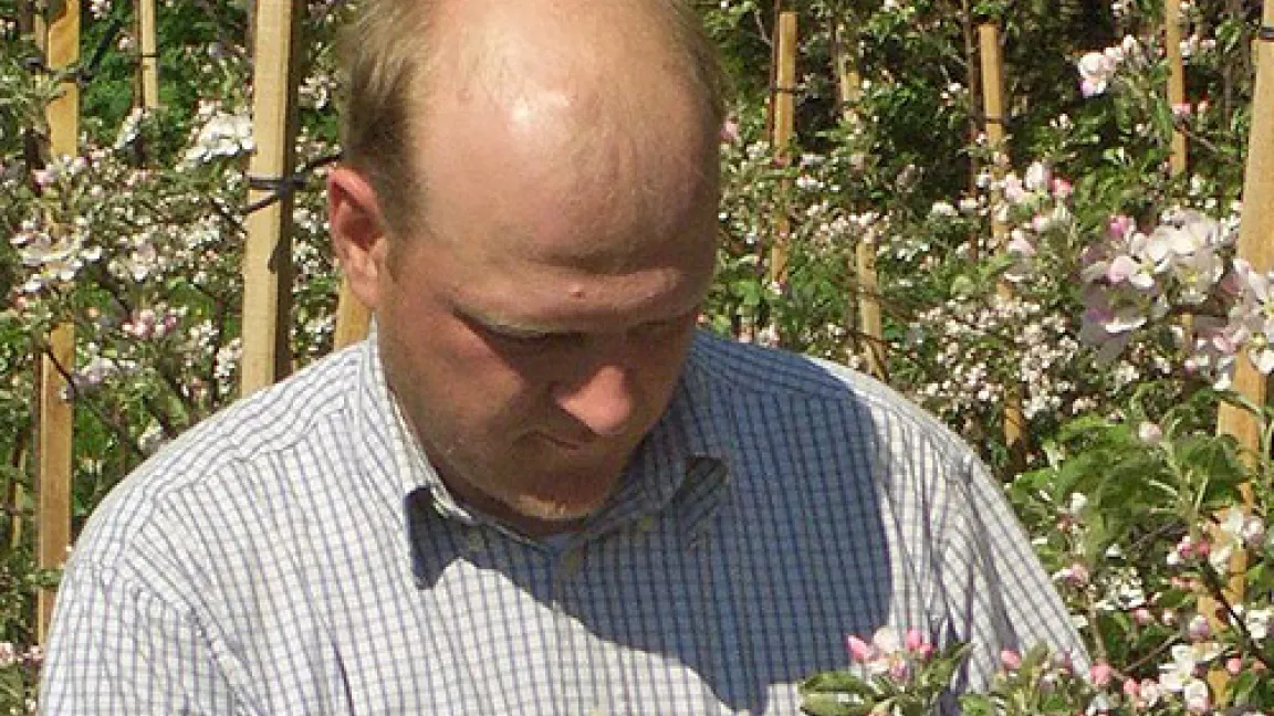 Feuerbrandkontrolle. Quelle: Kompetenzzentrum Obstbau Bodensee