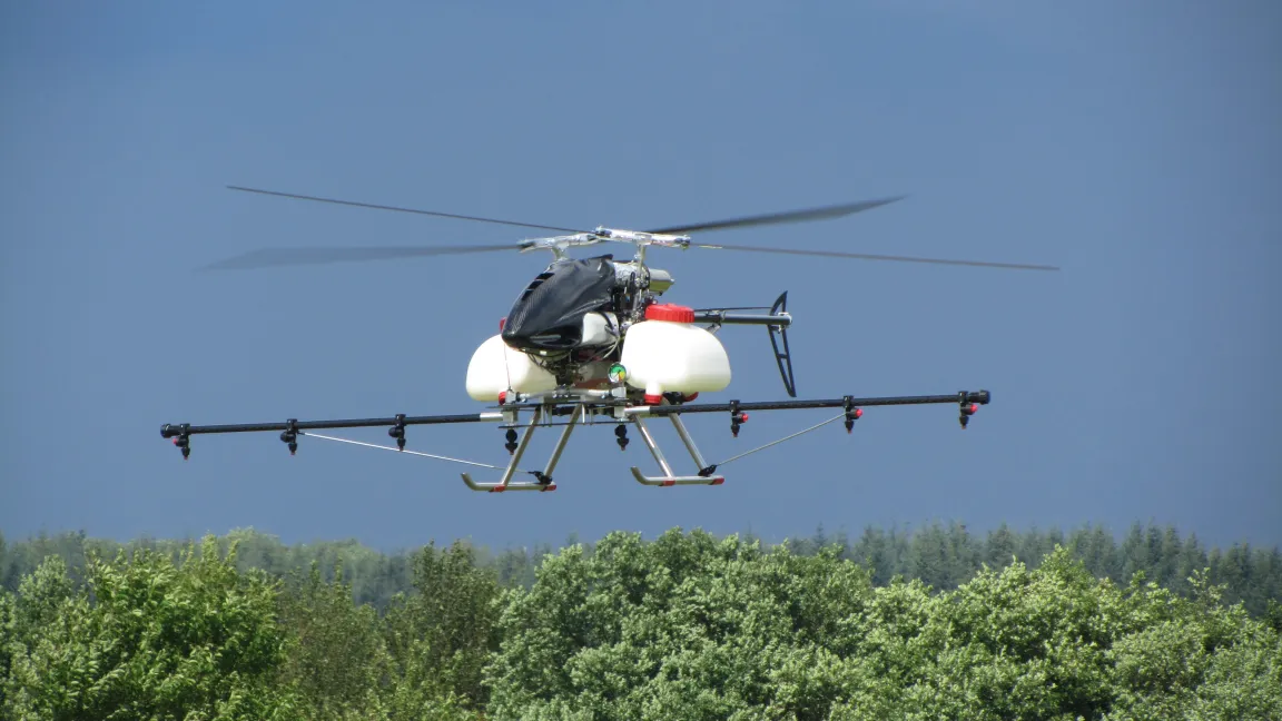 "Waran" wird zum Einsatz von Pflanzenschutzmitteln ........... Foto: CAD+Modelltechnik Jung