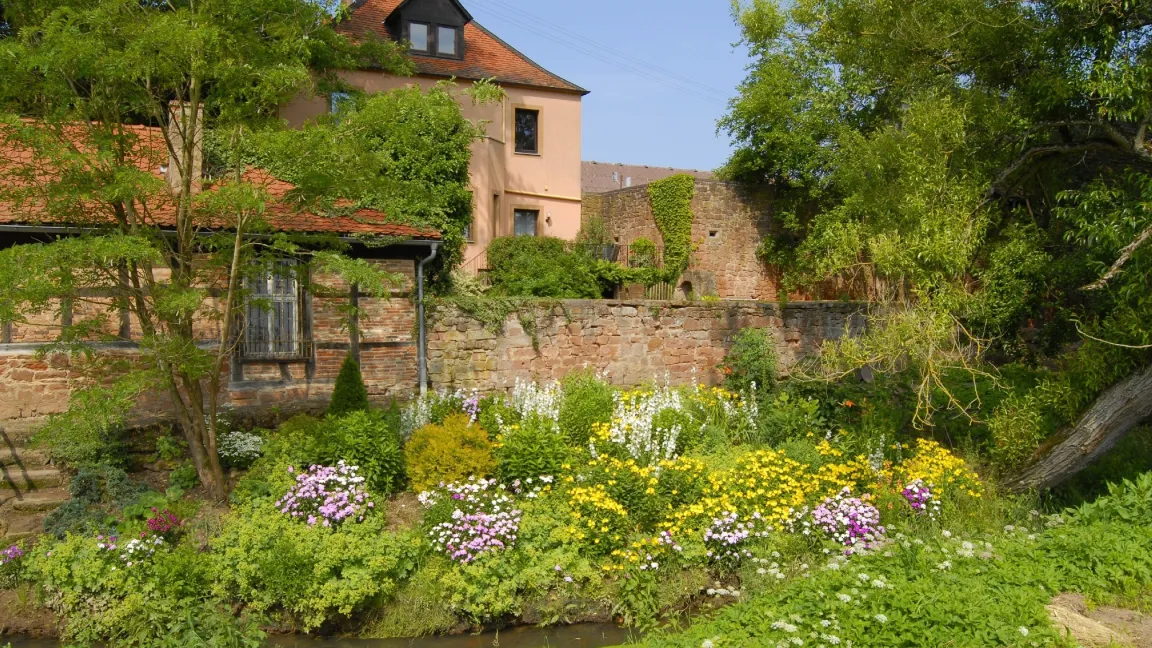 Je "bunter" der Garten, umso mehr Lebewesen kann er Lebensraum bieten. Foto: Friederike Krick