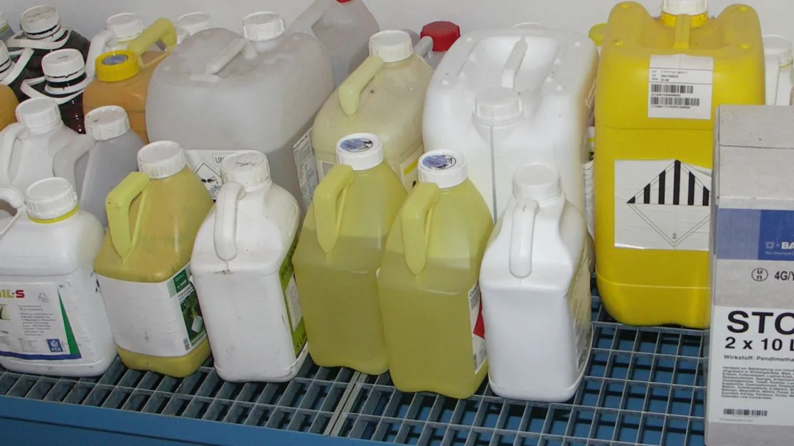 Zukünftig wird PS Info auch die Erfassung und Verwaltung von Pflanzenschutzmitteln auf den Betrieben unterstützen. Foto: Matthias Wiedenau