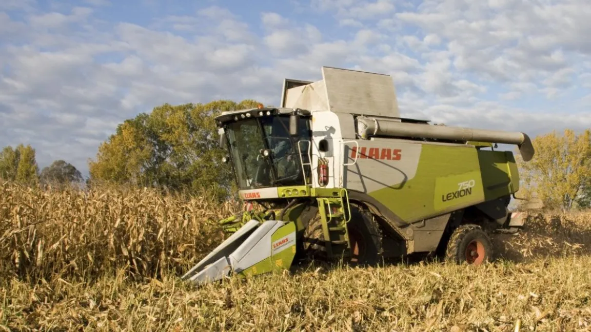 Um das ganze Leistungsvermögen auszureizen, sollte der Fahrer bereits vor der ersten Fahrt mit der Technik bestmöglich vertraut sein. Foto: Claas