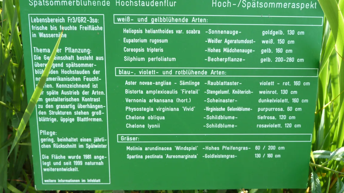 Besucher können sich anhand von Bestimmungstafeln informieren und Anleitungen für zuhause holen. Foto: IVA