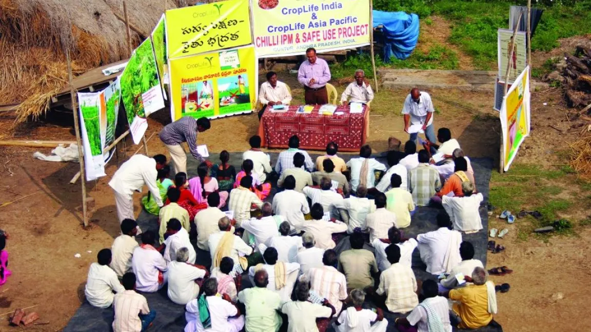 Anwenderschulung: CropLife International hat zusammenm mit nationalen Partnern ein Trainingsprogramm zum effizienten und verantwortlichen Einsatz von Pflanzenschutzmitteln ins Leben gerufen. Foto: CropLife International