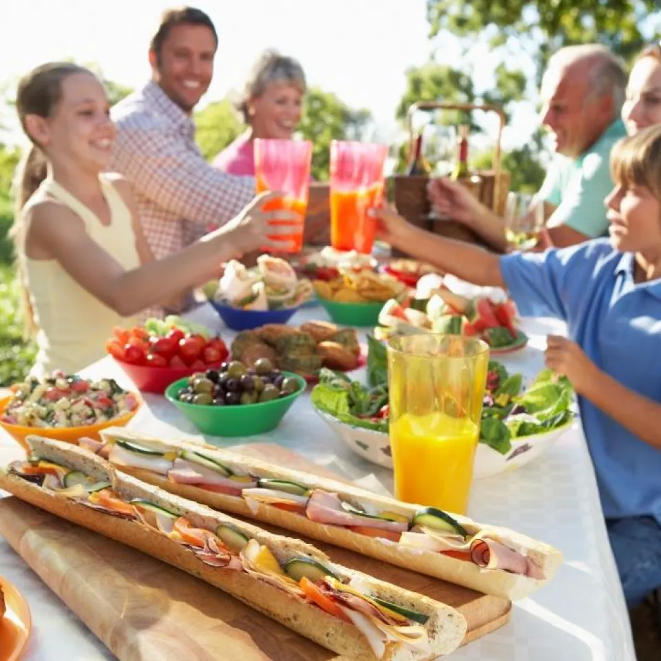 Blattlaus, Kornkäfer und Co.: Ungebetene Gäste am Frühstückstisch