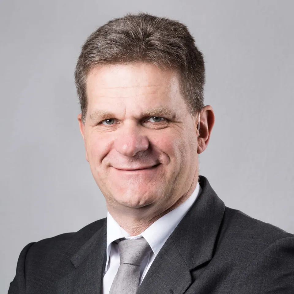 Frank Gemmer wird Hauptgeschäftsführer des IVA