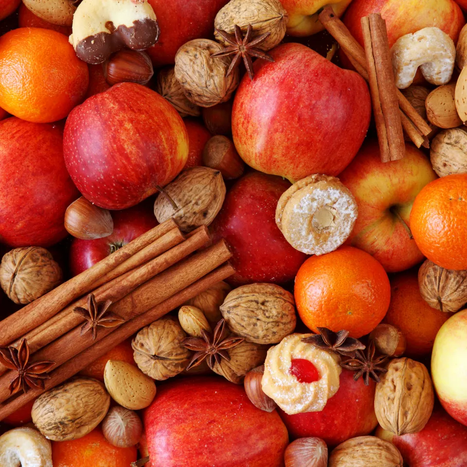 Apfel, Nuss und Mandelkern .....