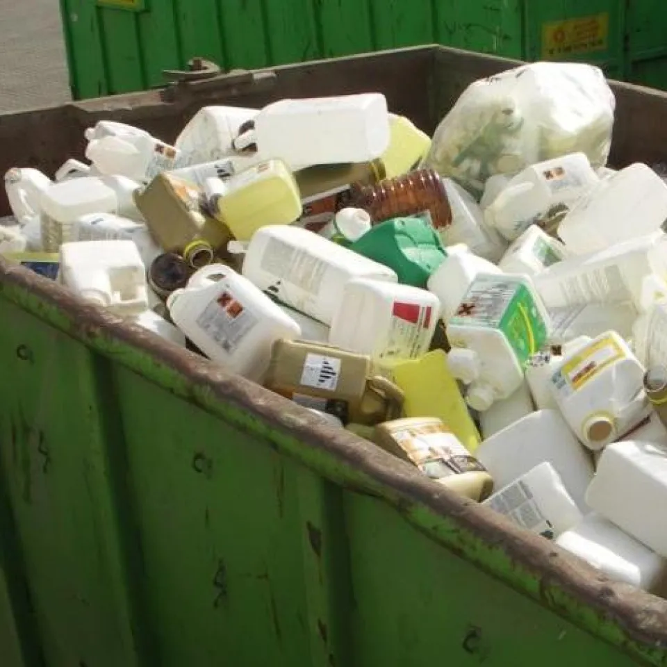 VIDEO: Leere Pflanzenschutzkanister – PAMIRA räumt auf